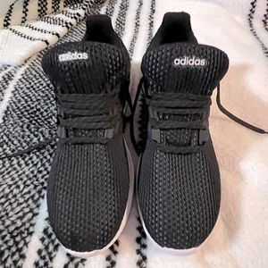 Adidas NEO Men’s Ultimashow Shoe (Black/Grey)